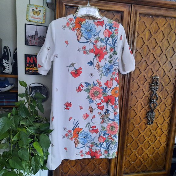 Zara Floral Print Flutter Sleeve Shift/Tunic Dress - Picture 9 of 15